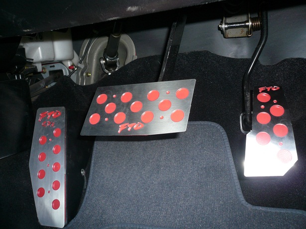 FTO GPX footrest and pedals set 03.jpg