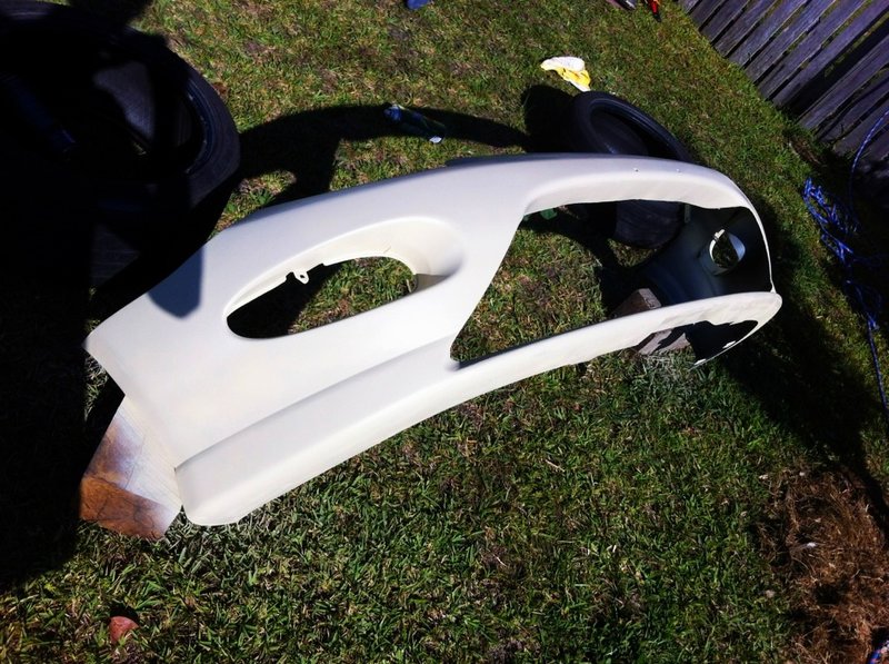 I gave it 4 coats of primer<br />Then sanded that back abit